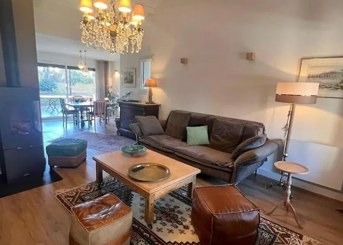 Hébergement de vacances A Liccia Piscine 4pers Proche Et Port *